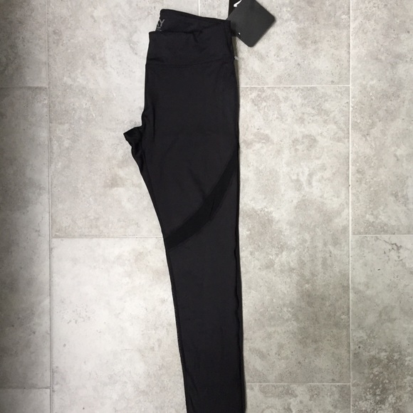 🦋Andrew Marc Black Leggings Size S - Picture 1 of 8